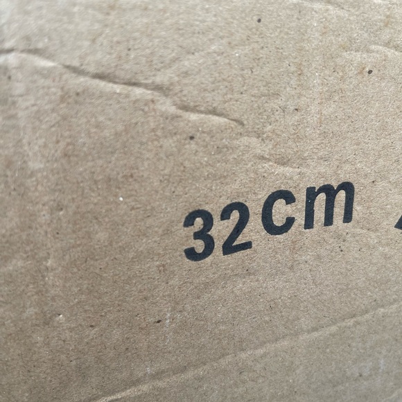 unique piggy bank with multi colors, home decor, 32cm tall and 2 lbs and 8oz - Picture 10 of 10